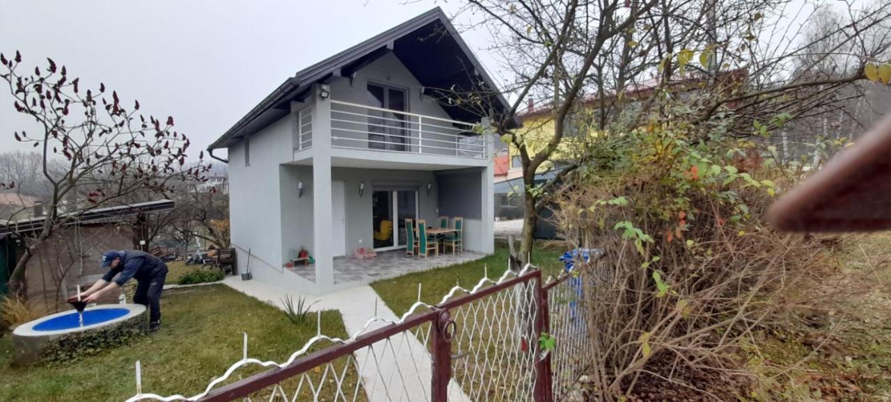 Villa Ravne Weekend House Visoko Exterior foto